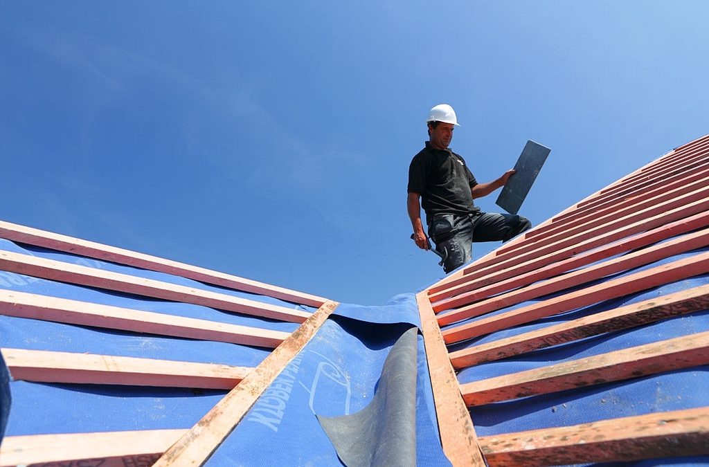 Hiring a Commercial Roofing Contractor